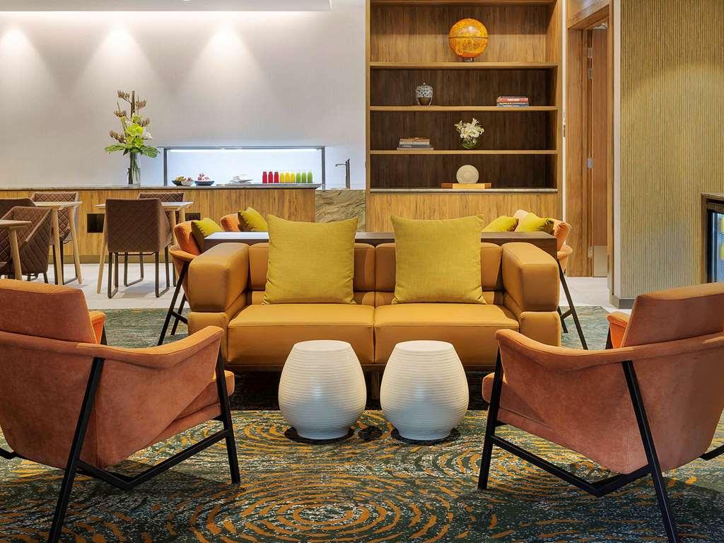 Hotel Pullman Distretto di Rotorua Ristorante foto The lounge at the airport