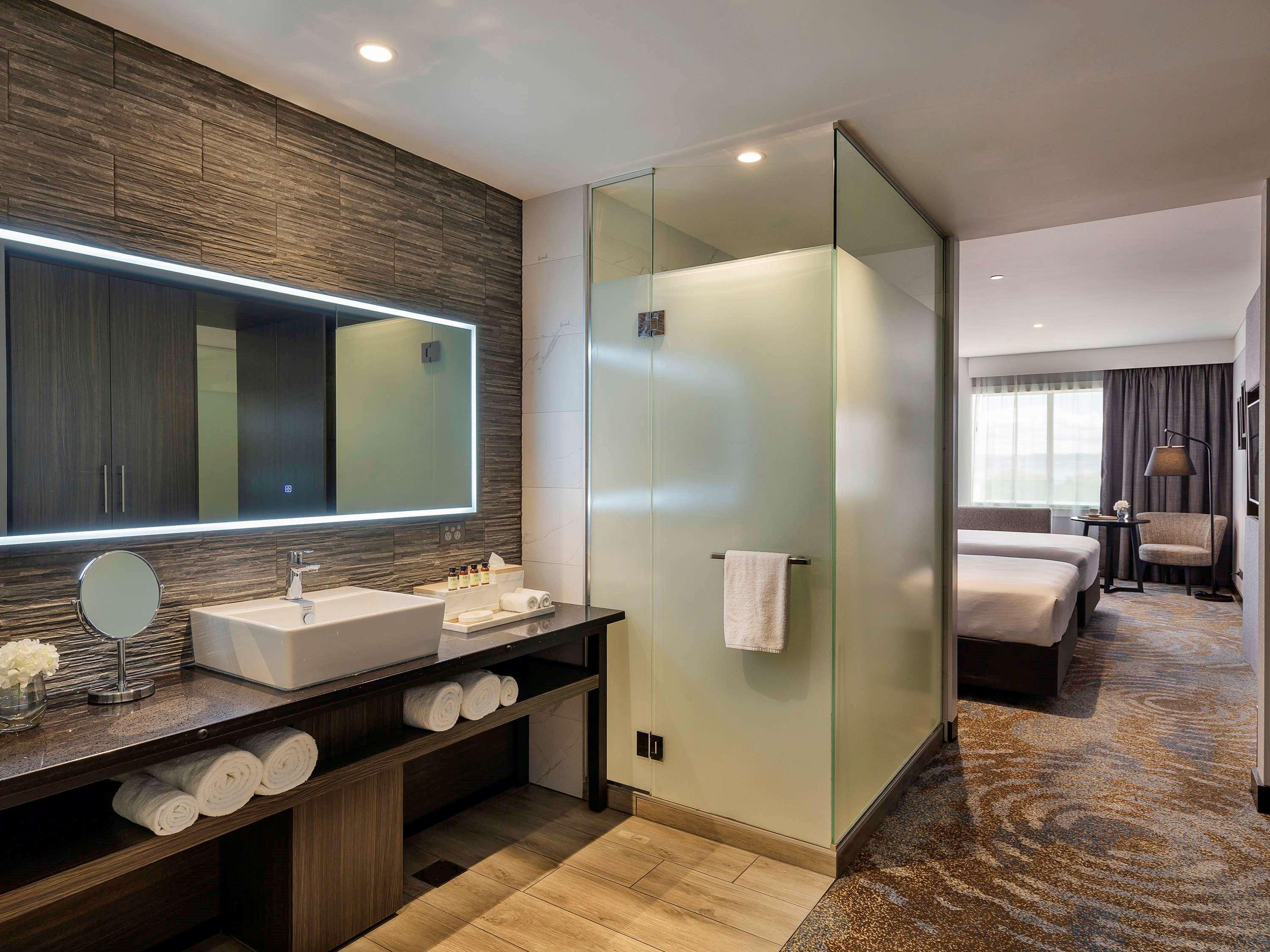 Hotel Pullman Distretto di Rotorua Esterno foto A bathroom at the hotel