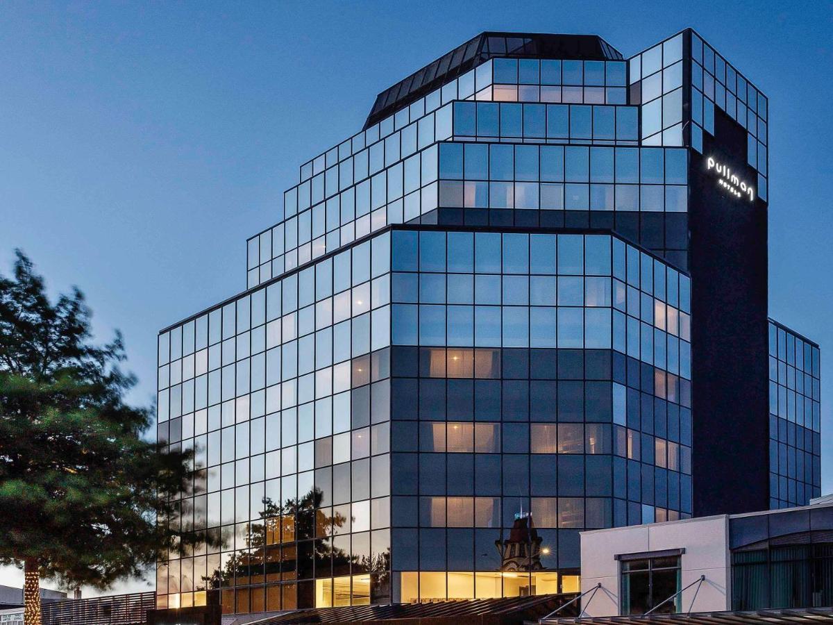 Hotel Pullman Distretto di Rotorua Esterno foto The building of the company in Madrid